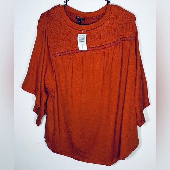 Women’s Torrid Knit Crew Neck Smocked Flutter Sleeve Top - Picture 1 of 3